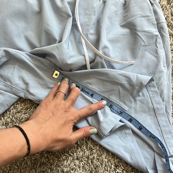 Lululemon Men Athletic Shorts with Liner Blue size Small - Picture 11 of 12